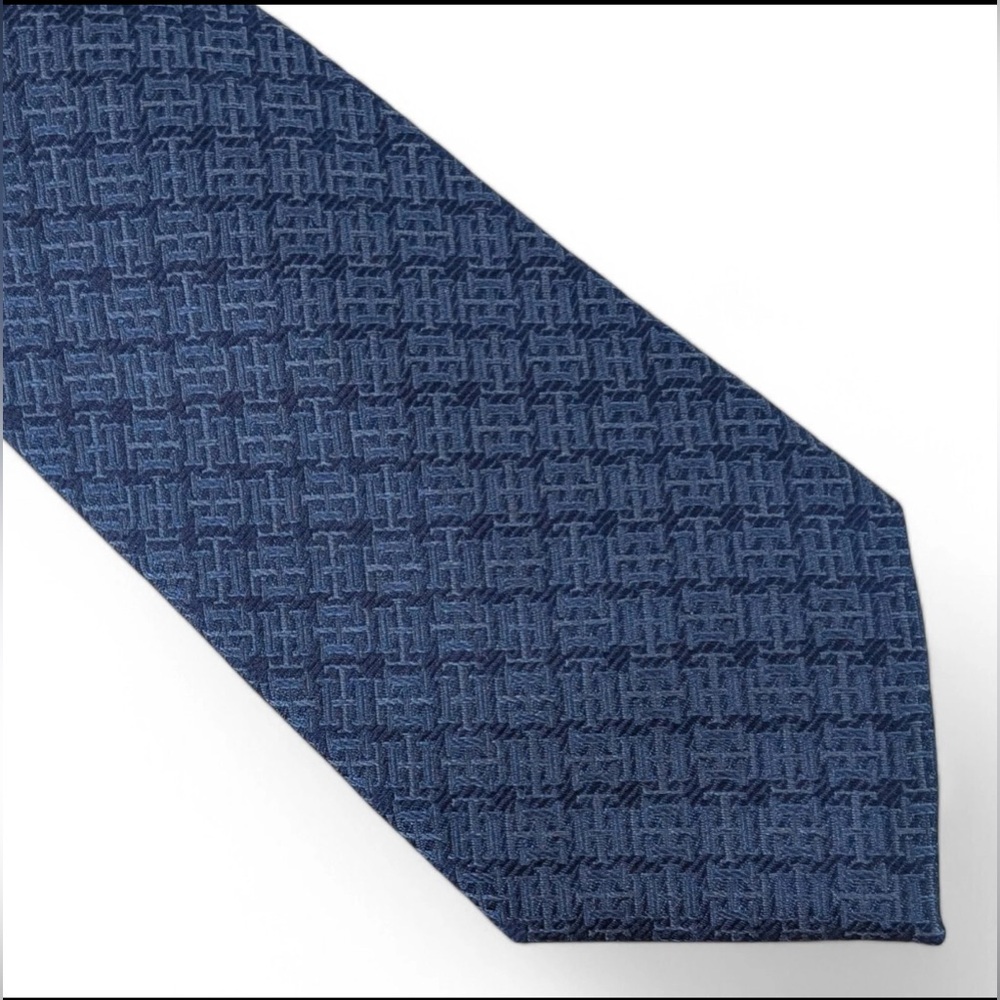 Tommy Hilfiger Men's TH Monogram Solid Tie Necktie Silk Blend Classic Navy Blue